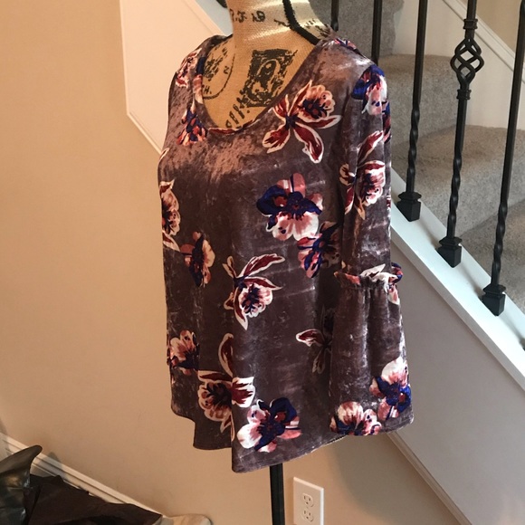 SOLD-Siena Sky Colorful Floral Velvet Bell Sleeve Top - Picture 2 of 7